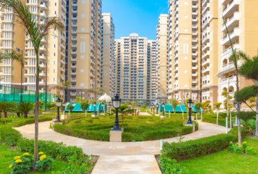 Call +91 7428126910 to Book 3 BHK-4 BHK-5 BHK Apartment in ​Purvanchal Royal City Noida